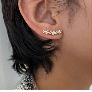 Jennifer Zeuner - Holland Ear Climber (single)